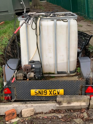 Jet wash trailer with water - wash,